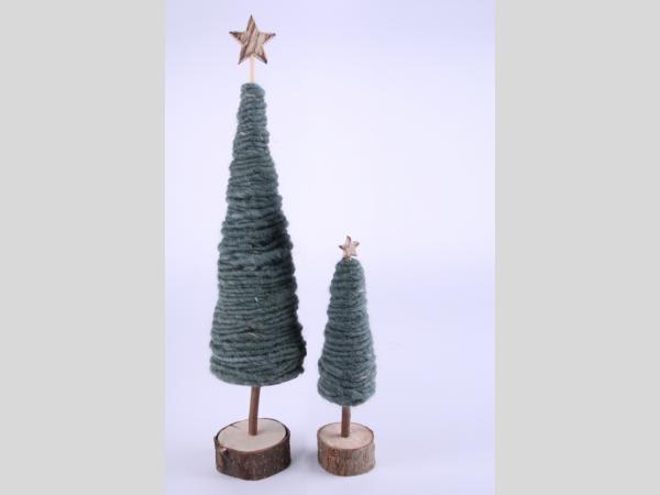 Tannenbaum Wollkordel a Holzscheibe z Stellen   D10 H46cm